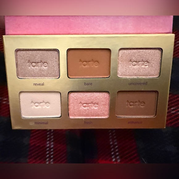 New Tarte Eyeshadow Palette - Picture 4 of 7